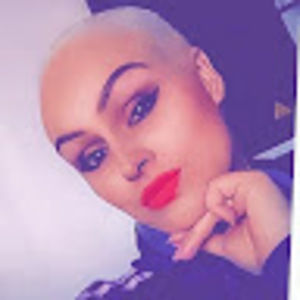 Meet your Posher, Helga